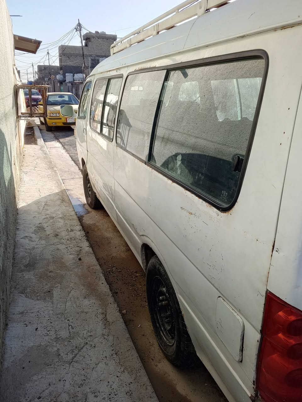 سلام عليكم البيع جنبي اج1 موصليه موصليه 14تخم تاير حدادية جديدة باتري جديد مشط جديد  مكينة كايمة مكاني بغداد حي اور سعر 28 رقم ***********
