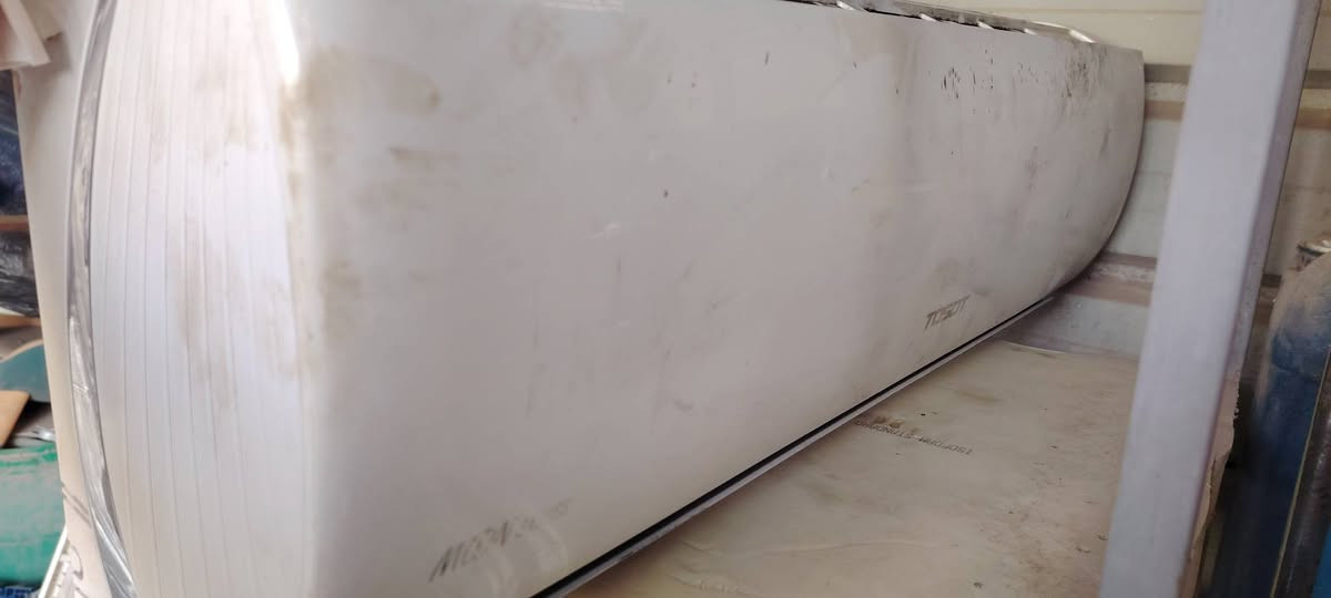 السلام عليكم
متوفر ٣ تباريد اثنين توسوت واحد ميديا
المواصفات كلهن غاز ٢٢ 
توسوت ١ طن ثنينهن واحد موديل ٢٠ وثاني ١٨
الميديا طن ونص
***********
***********
