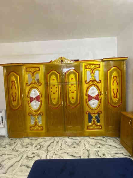 ***********
شراي يراسلني واتساب 
بغداد العبيدي
