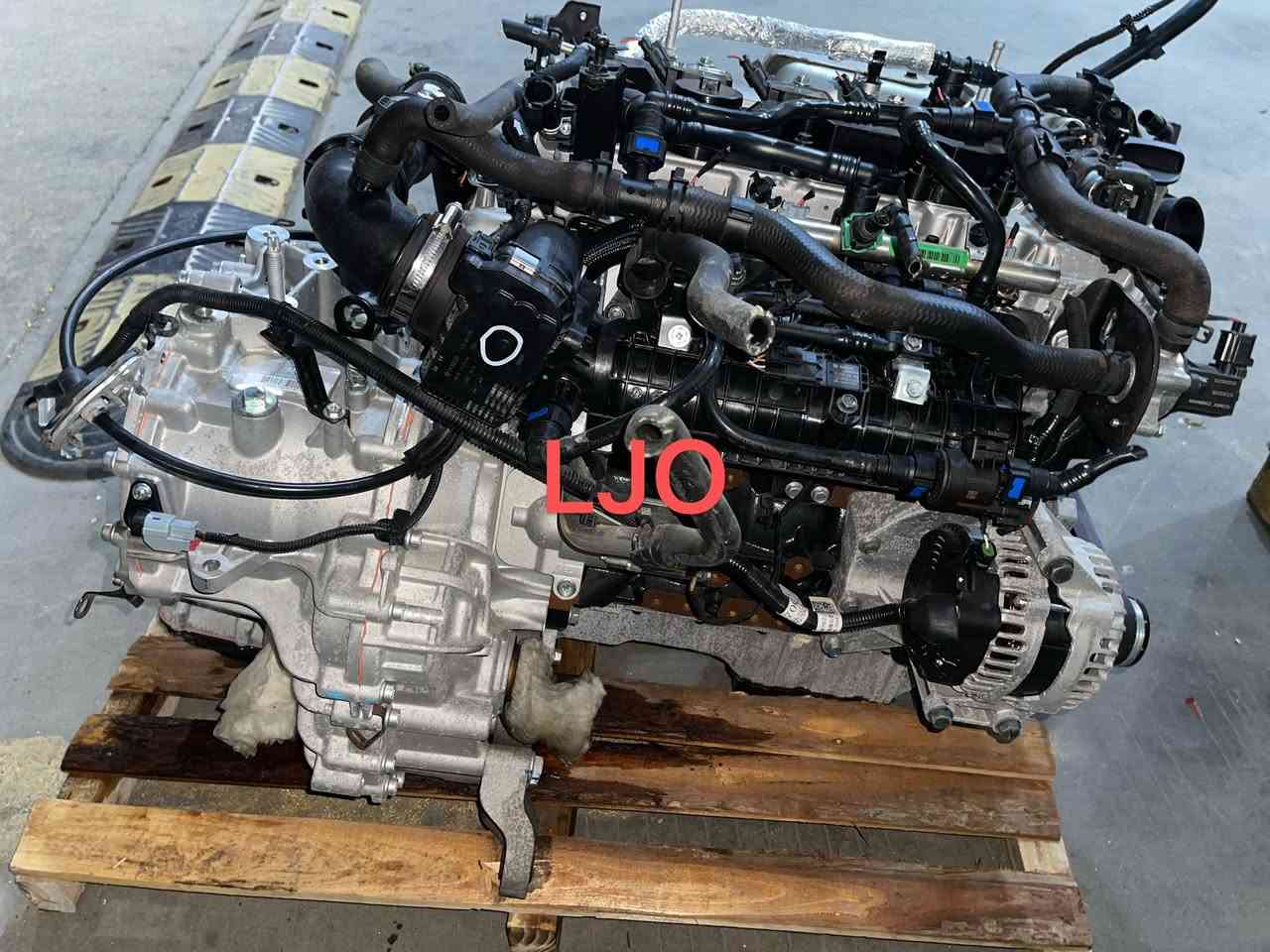 Baojun,Wuling CTF25 transmission and automatic parts,LJO engine
#CTF25 #baojunwuling. #LJO #transmission #Engine


**إذا كنت صاحب هذا الإعلان وتريد حذفه لأي سبب، رجاءا أرسل رسالة إلى الدعم الفني**