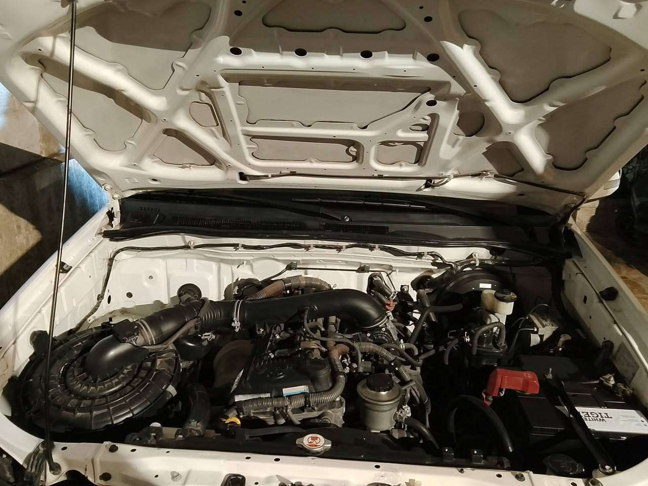 السلام عليكم فور جنل للبيع موديل 13سيارة مكفوله كفاله عامه 3 قطع تبريد شغال 7راكب سيارة عله وضع الشركه سيارة بسمي تحويل مباشر مكينه اربعه اسلندر رقم سلمانيه جديد الانكليزي هزه جديده ماشيه 134 مكان بغداد رقم الهاتف *********** السعر 188ورقه وبيه مجال
