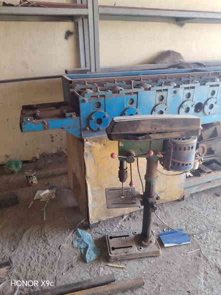 معمل كبنكات كامل كلشي وياه مكينه كتر درين جحوش  التواصل ***********
