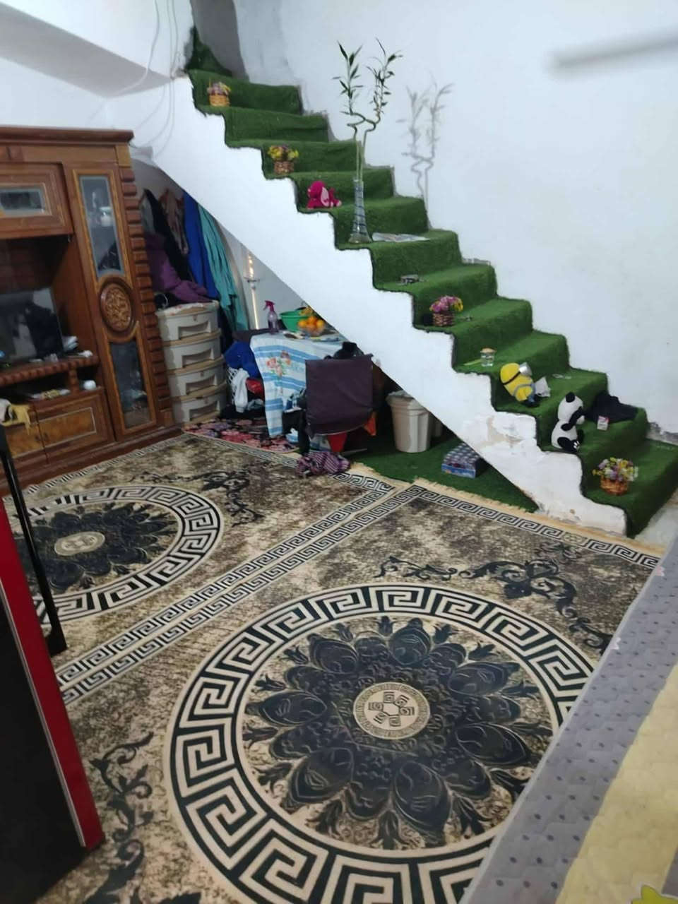 السلام عليكم بيت للبيع زراعي نهايه شارع الوكفه ال بو جاسم  المساحه 100بيت مرتب ومتعوب عليه الله شاهد البيت متوازي عليه حيل السعر 23وبي مجال ***********........0781881166
