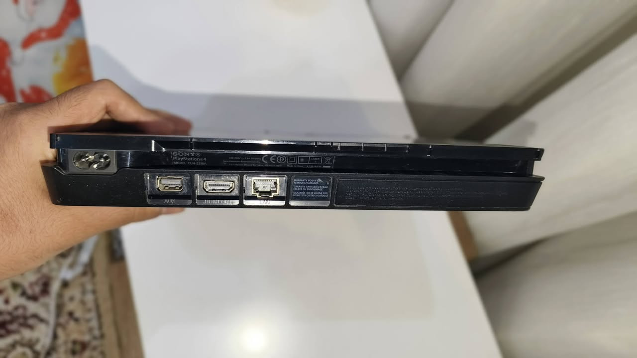 بلي 4 سلم اونلاين آخر تحديث لوك ستيكر نضافه 99% ويا فيفا 25 عربيه و
السعر : 250 وبي مجال 
الرقم : ***********
