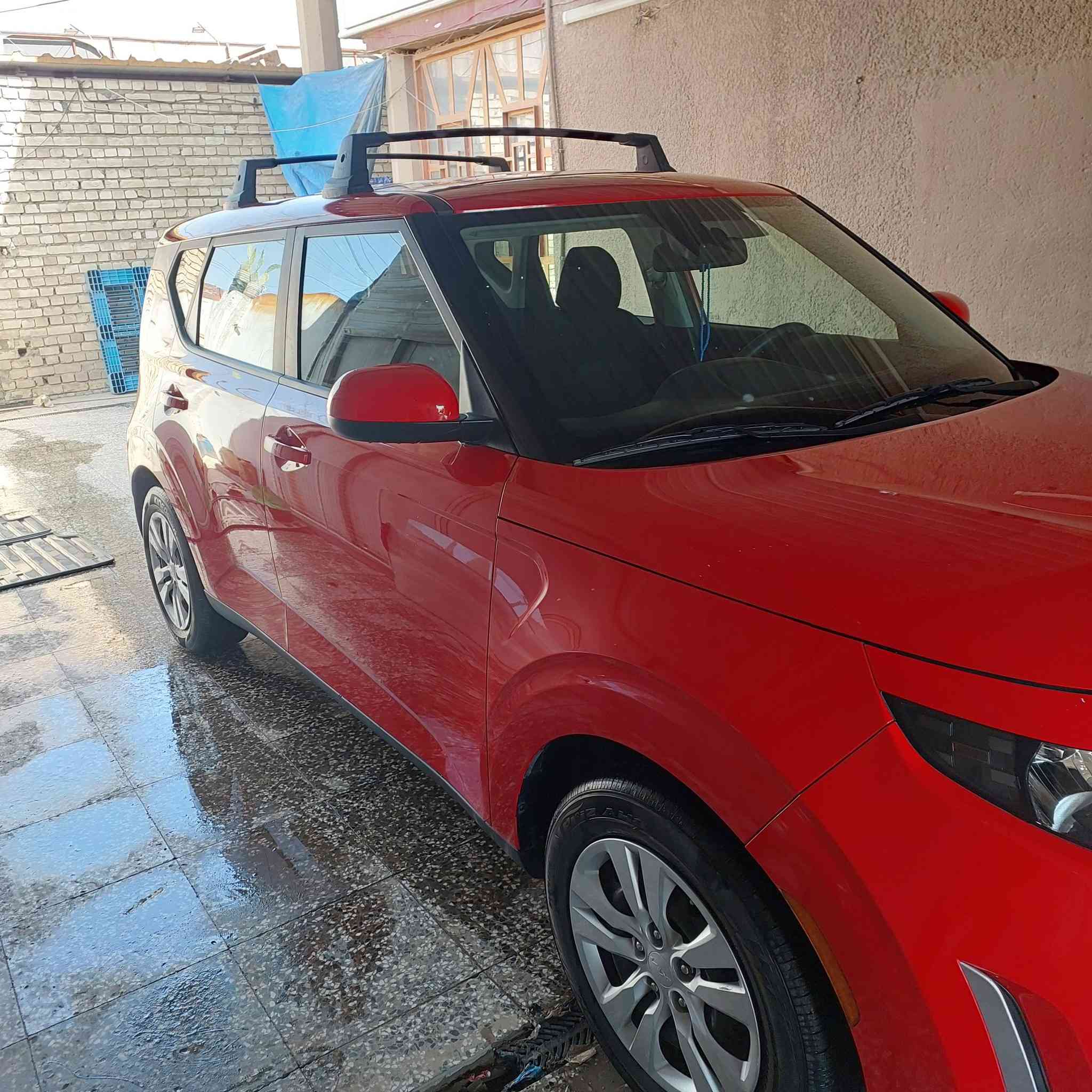 السلام عليكم كيا سول موديل 2024 سياره كلين  بدون حادث بدون صبغ بدون ايرابك مكفوله من كل شي السعر 170 بيها مجال بسيط ماشيه 14 الف رقم الهاتف *********** رقم بغداد
