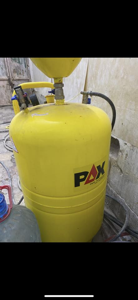 غراض للبيع استخدام شهر فقط وكلة اصلي ماعندي شي صيني !
ماعندك كلمة لتخابرني وتواعد وتخلف بالوعد 
تفاصيل اقراهن واتصل ابيع شلع 
١-مضخة ٢٠٠ بار اصلي محرك ايطالي وملف نحاس ١٠٠٪؜ وشهر مشتغلة.
٢-كمبريسر ٢٢٠لتر اوتوسان اصلي .
٣-ضاغطة رغوة اصلية ماركة .
٤- مكنسة كهرباء اصلي ( دبل ماطور)
سعرهن شلع وقفل بدون عملة 
مليون و٢٠٠ الف 🔐 
مكاني تكريت 
***********
