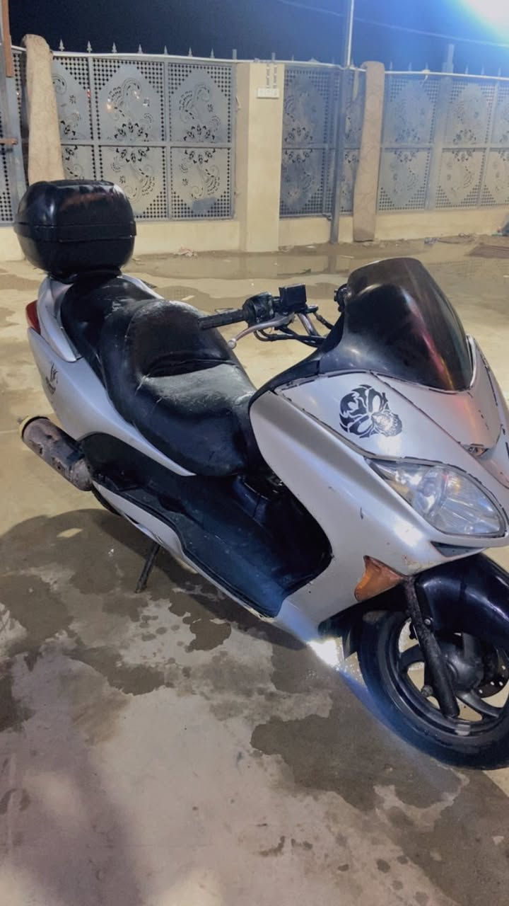 فورزه صفر ٨ بصمه مكينه خير من الله شلعه او معدل نكره بكل وقت كهربايات كله شغله
عليها زوج زنون 
تاير خلفي جديد 
بيع او مراوس شعندك نزل 
بعقوبه ***********
