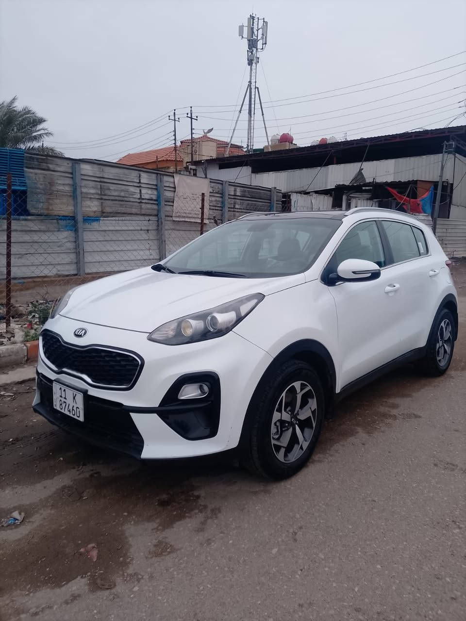 كيا سبورتج للبيع موديل ٢٠٢٠ خليجي كفاله من الصبغ ومن التبديل محرك ٢٠٠٠ دوش محرك وكير كفاله من الفتح بلاديات تبريد ثلج تدفئه صدر جديد تخم تاير ياباني هسه شاده سبير منازل السياره ع وظع الشركه بسمي هسه وسنويه جدد قماره بانو راما كشنات جلد شاشه كبيره كامره السعر ١٩٥ مكاني بغداد البلديات ***********
