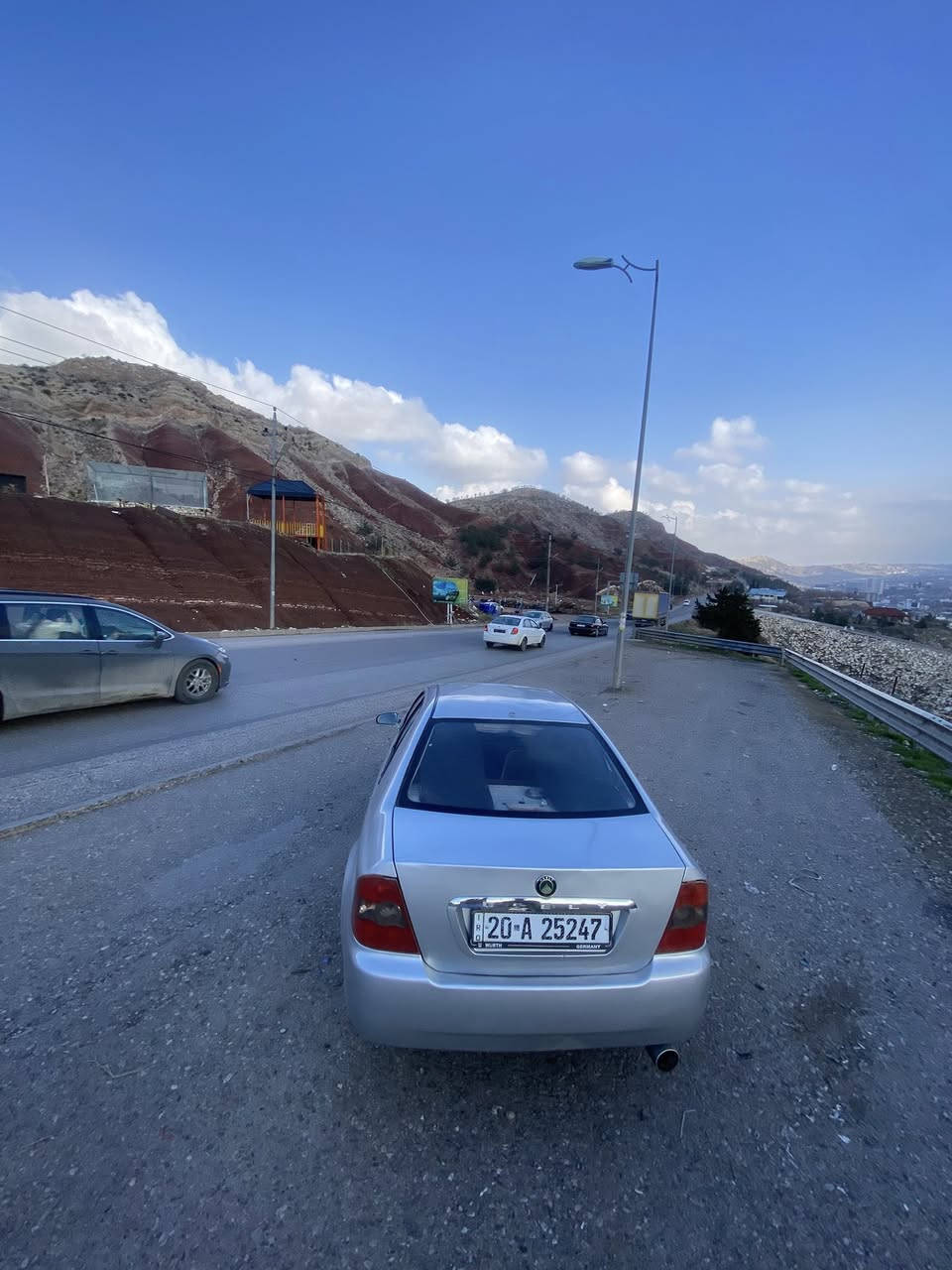 يا الله السلام عليكم اخواني سياره سي كي موديل 2009 سياره معمره جديد باقي بس الداخل يرادله ترتيب امه خارج طخم حداده كله فول علا اخر حبه نقصه بس الداخل شويه يرادله دوشمه و ترتيب كير محرك يارس كير اوتو شرط تشتري من الشرعي تحويل مباشر رقم مصطره سياره مال بيت مال جنيه السعر ٣٥ و بيها مجال لطيبين *********** موجود واتساب ***********
