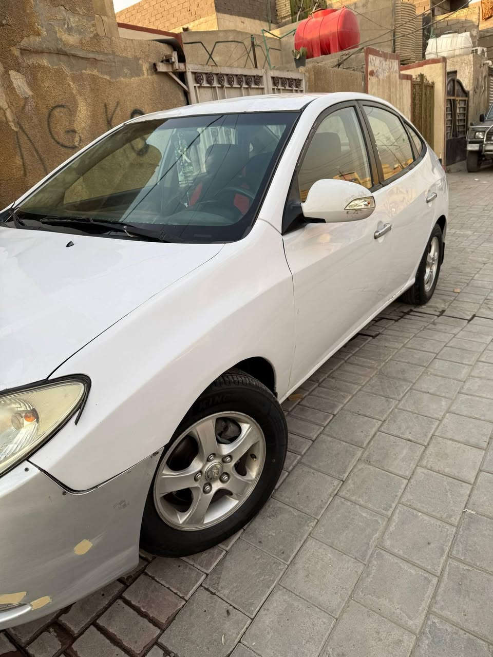 سياره خليجي 2011بيها چفيه جهته السائق محرك 2000
صدر جديد تدفئة تبريد دواخل بيجي رقم بغداد الماني السعر٩٠ $الاستفسار ،***********.  ملاحظة بيع فقط عنوان بغداد م الصدر
