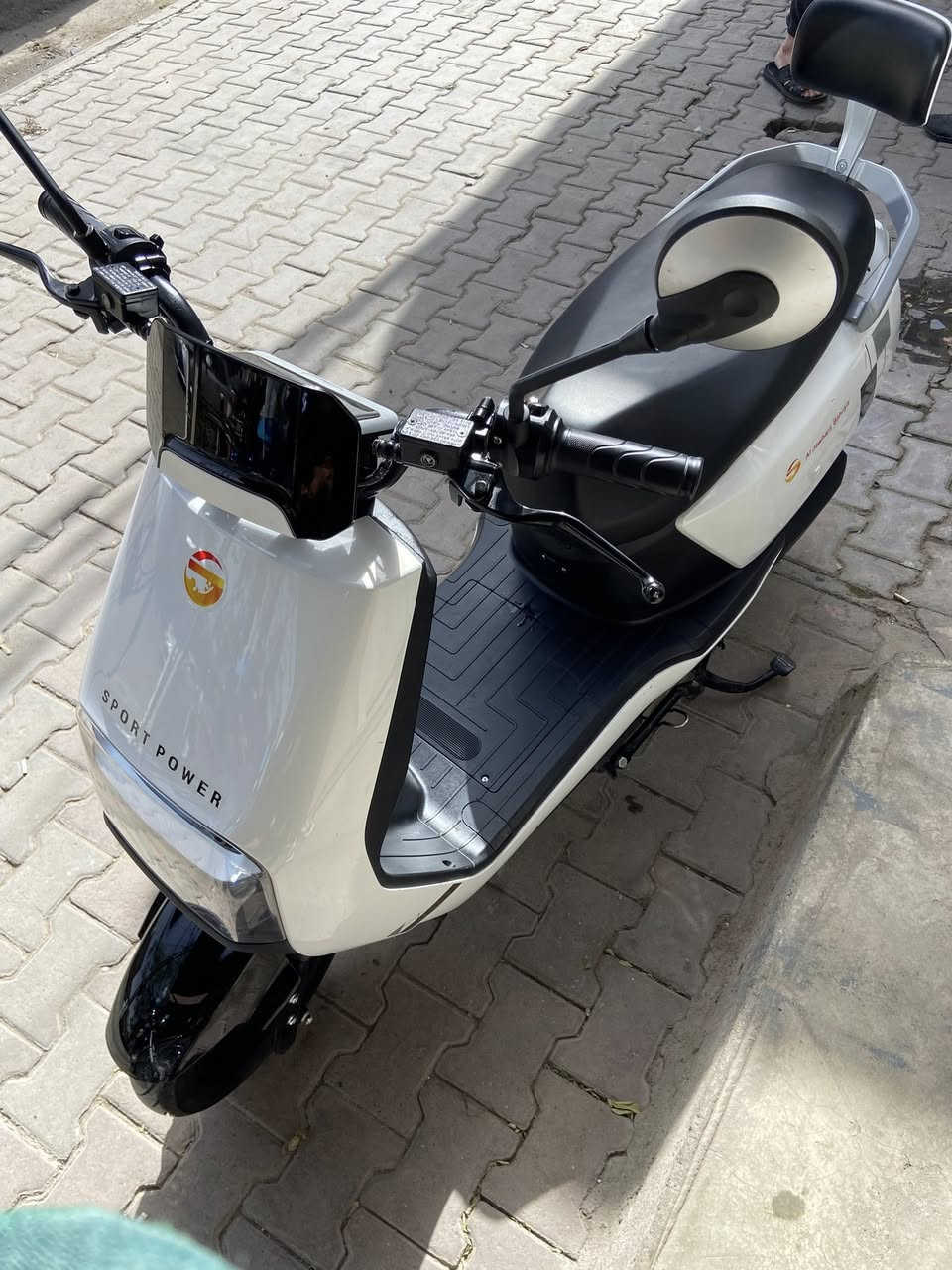 سلام عليكم
للبيع دراجه شحن

سعر خاص ***********
