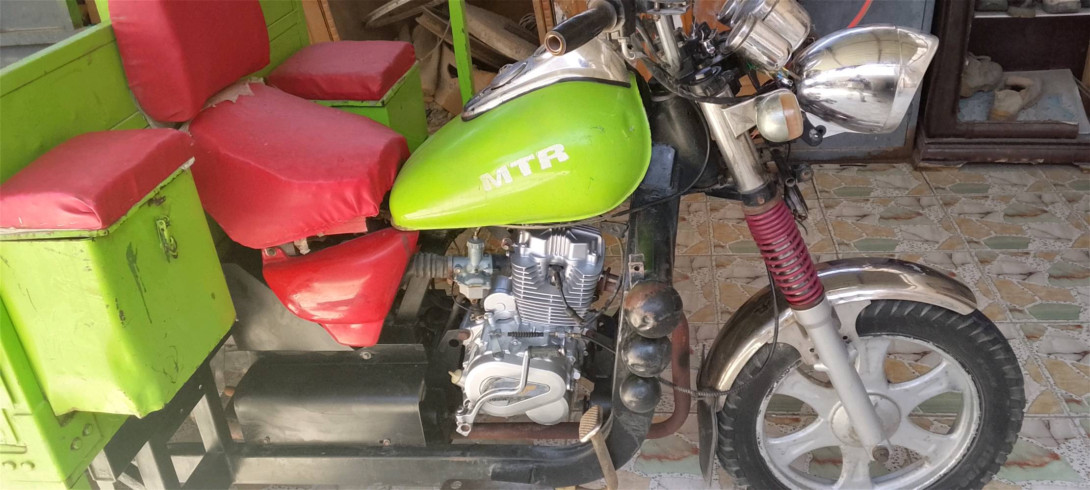 ستوته للبيع  مديل 19 اوراق كلش نضيفه وكلشي بيهه جديد محرك جديد كهربائيّة جديده  كلش نضيفه رايده مليون 600 وبيه مجال قليل 