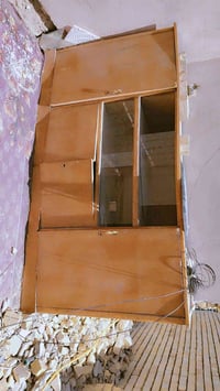 بوفيه • تحتاج صبغ • شارع ٨٠
