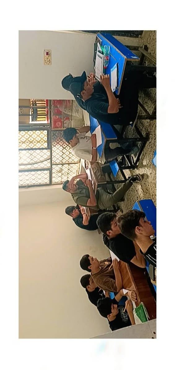 يعلن معهد صادق العلوم عن بدأ
المراجعة المركزة للامتحانات
 
خصم 50% 

📅 البداية: 1 / 4

✨ مميزات الدورة:
✔ مراجعة مركزة ومبسطة للمنهج
✔ حل أسئلة وزارية ومتابعة مستمرة يومياً 
✔  الدوام يومي لغاية الامتحان أخير السنة 

📍 العنوان: سبع قصور– الشارع العام مقابل صيدلية شمس المدينة 

📞 الاستفسار: ***********
