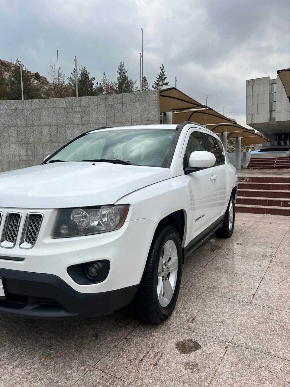 Jeep compass 2016 
مەکینە 20 
کوشن کرێمی
کامل لایت زینۆنی ئەسڵ
کوشن هیتەر 
شەغال
تەعدیل سورعە
کلین تایتڵ هیچی پێوەنیە تەنها یەک دوو شوێن قەڵەم کاریە و تەواو 
گێڕ و مەکینە بەشەرت نەکراوە 
95 هەزار ڕۆشتوە
سەنەوی تا مانگی 9/2028 نوێیە
کامل سێرڤسی بۆ کراوە ڕۆن و هایدرۆلیکی گێڕی تازە گۆڕاوە شەریکەی mutul
هەموو زانیاریەکانم نوسیوە مشتەری تەلەفۆن بکە یان نامە بنێرە لەخزمەت دام شوێم چواقوڕنە
***********
*********** رانية, السليمانية
