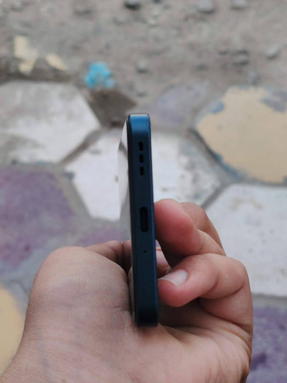 سلام عليكم جهاز للبيع اذاكره 256 البطاريه 500 السعر 170 بي مجال قليل مكاني ناصريه السكان الصناعي او هاذا رقمي بي و اتساب *********** حته لو امراوس ابجهاز
