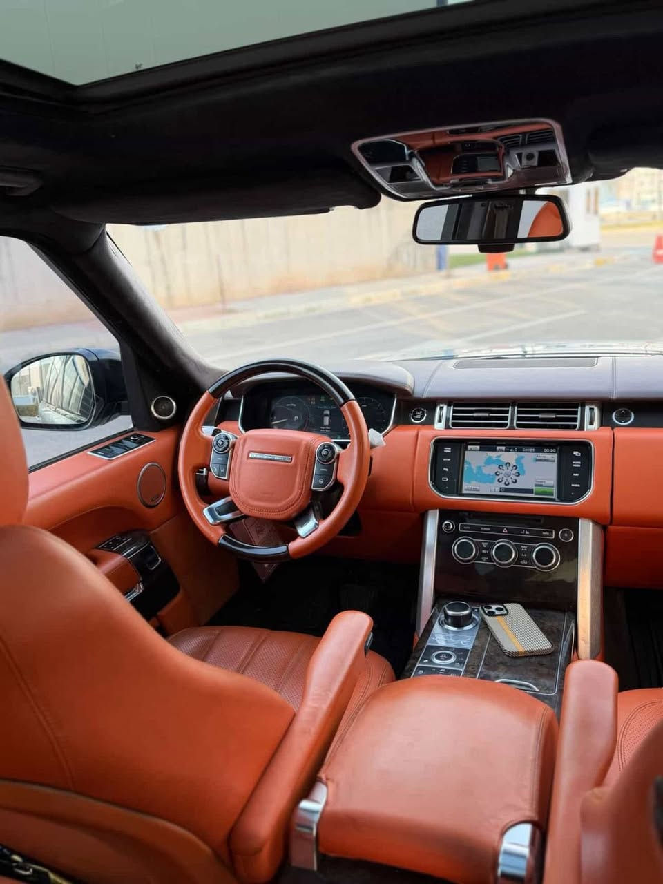 ماشاء الله تبارك الله للمراوس فقط
رانج فوك موديل 2013
فول 1/1 vip ماشية 110 الف ميل داخل لون مشمشي وصاج 🧡8 سلندر دينزل كاز /سياره جديده ما نقصها شي 
سياره بدون ضرر  فقط بيها باب صبغ للجمالية اثار شخوط بسيطه السيارة جديده ما نقصها برغي فقط مراوس مو للبيع شباب مكان سيارة دهوك *********** *********** رقم سنوية كير محرك كلة جديد وبشرط
