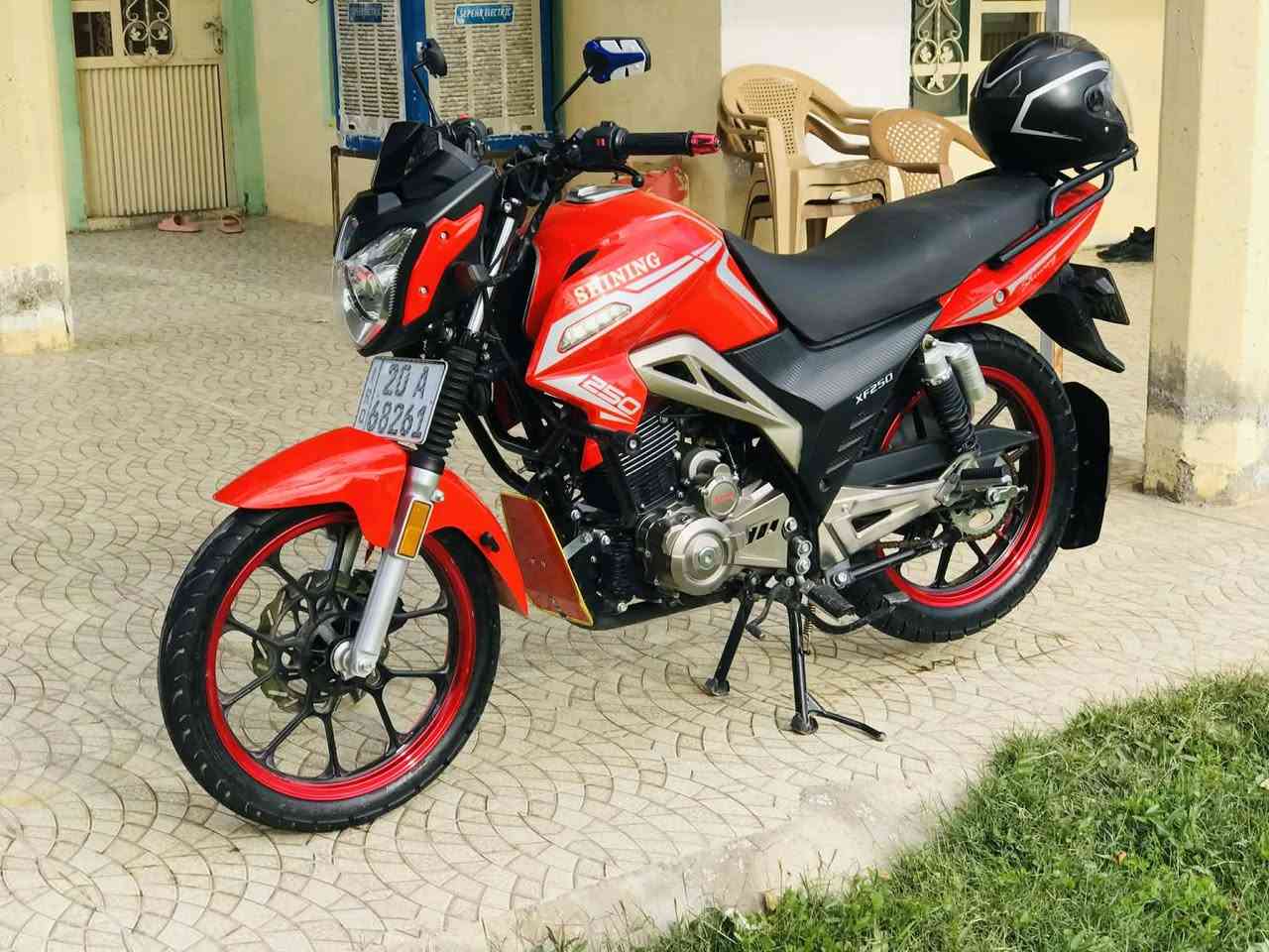 السلام عليكم اخواني عندي شاينك 2023 رقم ديالى باسمي تحويل ثاني يوم هزه جديده سنويه تنتهي 2030 محرك 250cc دراجه مكفوله من التاير للتاير 6نمر دراجه خير من الله اخوان هاي دراجه آخذته اني اشتغل وشغلي ماتفيد هاي الدراجه اريد اروس ويه دايون الي يحب يرواس يراسلني دراجه خير من الله اذه بيع ب٢٤٠٠ مكاني بغداد شارع حيفا ***********وتساب
لحد يكسر وهوه مايعرف سعرها 💖
