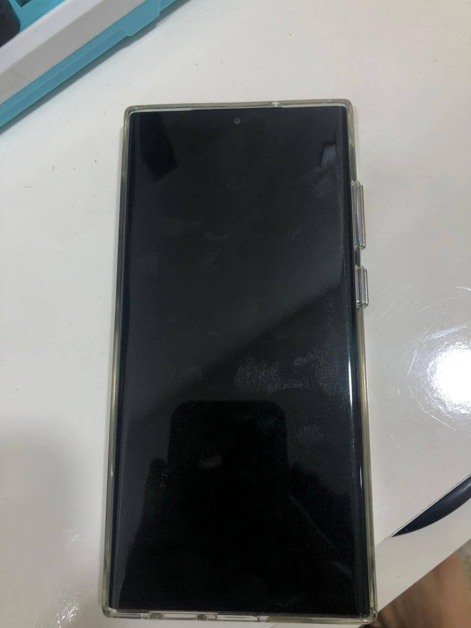 سلام عليكم الترا s23 للبيع جهاز ممبدل بي شي ضمان عين شمس يشيل شريحتين ذاكرة 256 لون زيوتوني مابي فقط فطر كلش خفيف بالضهر ممبين مكان بغداد شارع فلسطين للتواصل *********** السعر 600
