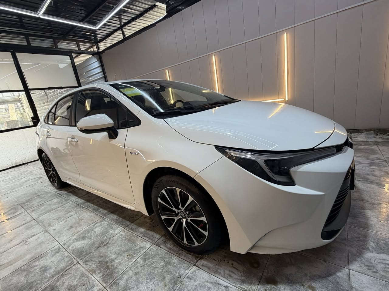 السلام عليكم
تيوتا كورلا شكل الخليجي 
الموديل 2025
وارد خليجي تجميع
المواصفات
بصمه
سلايت روف 
تحكم جهتين 
سايد بريك بصمه
شاشه کامرا
تبرید قطعتين
لد امامي خلفي
جنطه بصمه
سياره مكفوله كفاله عامه سونار مرفق مع الصور
السعر 149 وبيه مجال بسيط
*********** مكاني بابل
