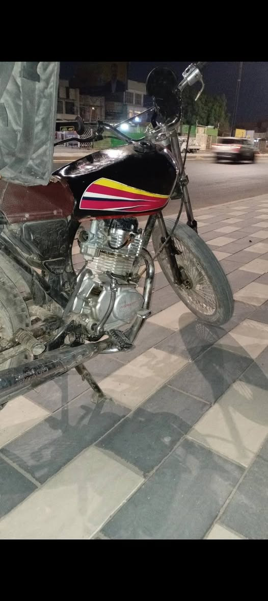 السلام عليكم 4كير نامه برو للبيع فقط كطعت ولف بسبب الأويل بم ما يصعد دهن نقصهه ولفات اويل بم مكاني بغداد بلديات رقمي *********** اكفلك​ حلال​ حرام​ فقط رايدهه ب250 مجال بسيط حك الجيه كلشي موضح كدامك​اقره المنشور وخابرني وتشلع عيوني
