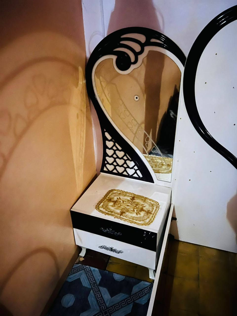 غرفه نضيفه اخت الجديده السعر خاص محتاجه واريد أبيع


**إذا كنت صاحب هذا الإعلان وتريد حذفه لأي سبب، رجاءا أرسل رسالة إلى الدعم الفني**