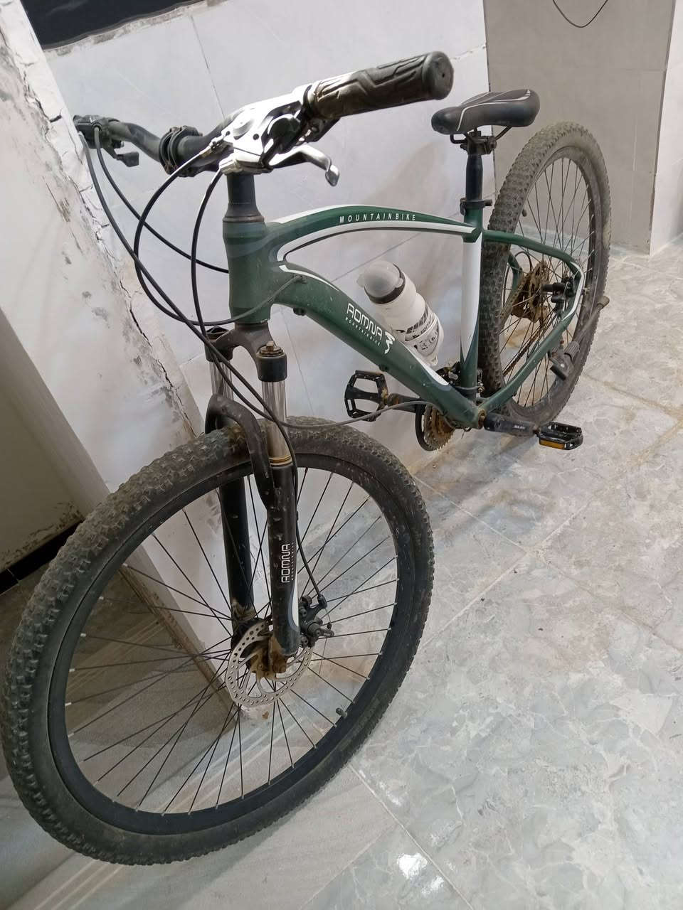 للبيع نظيف  .. جبلي حجم 29 السعر 150 الف


**إذا كنت صاحب هذا الإعلان وتريد حذفه لأي سبب، رجاءا أرسل رسالة إلى الدعم الفني**