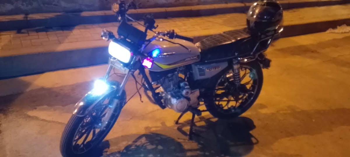 دراجه 2024.
للبيع بغداد الاورفلي
***********
الخوذه وي الدراجه ستان عدد 2بيهه شاحنه
م
