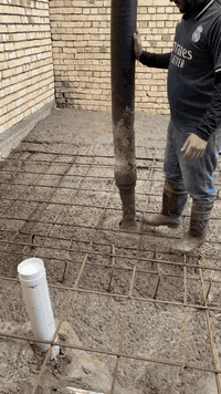 📍تقدم لكم شركة البصمات لكونكريت الجاهز 📍
⚠️ (( ضمان فحص للكونكريت ))⚠️
خرسانة مقاومة وجودة معتمدة في المشاريع 

نقدم لكم خرسانة عالية الجودة بأسعار مناسبة لصب المنازل والبنايات والمكاتب والشركات والمشاريع الكبيرة 🏗️
  والعمال المهرة 👷🏻‍♂️💯

مواد خاضعة للفحص المختبري وناجحة 100%✔️
كوادرنا مؤهلة للعمل 24 ساعة على مدار الاسبوع✔️

▪️المواد المستخدمة ▪️
رمل احمر + اسود   مغسول مختبر ناجح 100% ✅ 
حصو مكسر جلمود 5*17 ✅ 
اسمنت بازياني +  ماس (مقاوم) 💎
المواد المضـافة من اجود الانواع 💯

▪️للأستفسار اكثر على الخاص
▪️او يمكنكم الاتصال على الارقام
***********📞

موقعنا : بغداد /النهروان الخزعليه
