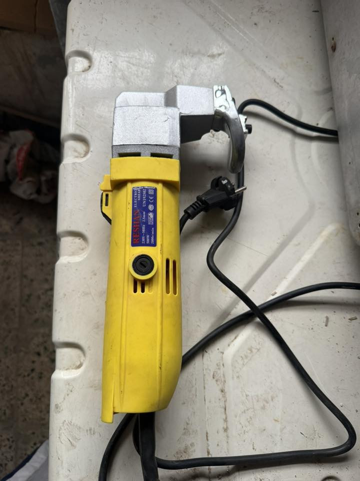 للبيع استخدام واحد واصليات
وضمانهن وقائمتهن موجودة 
***********
