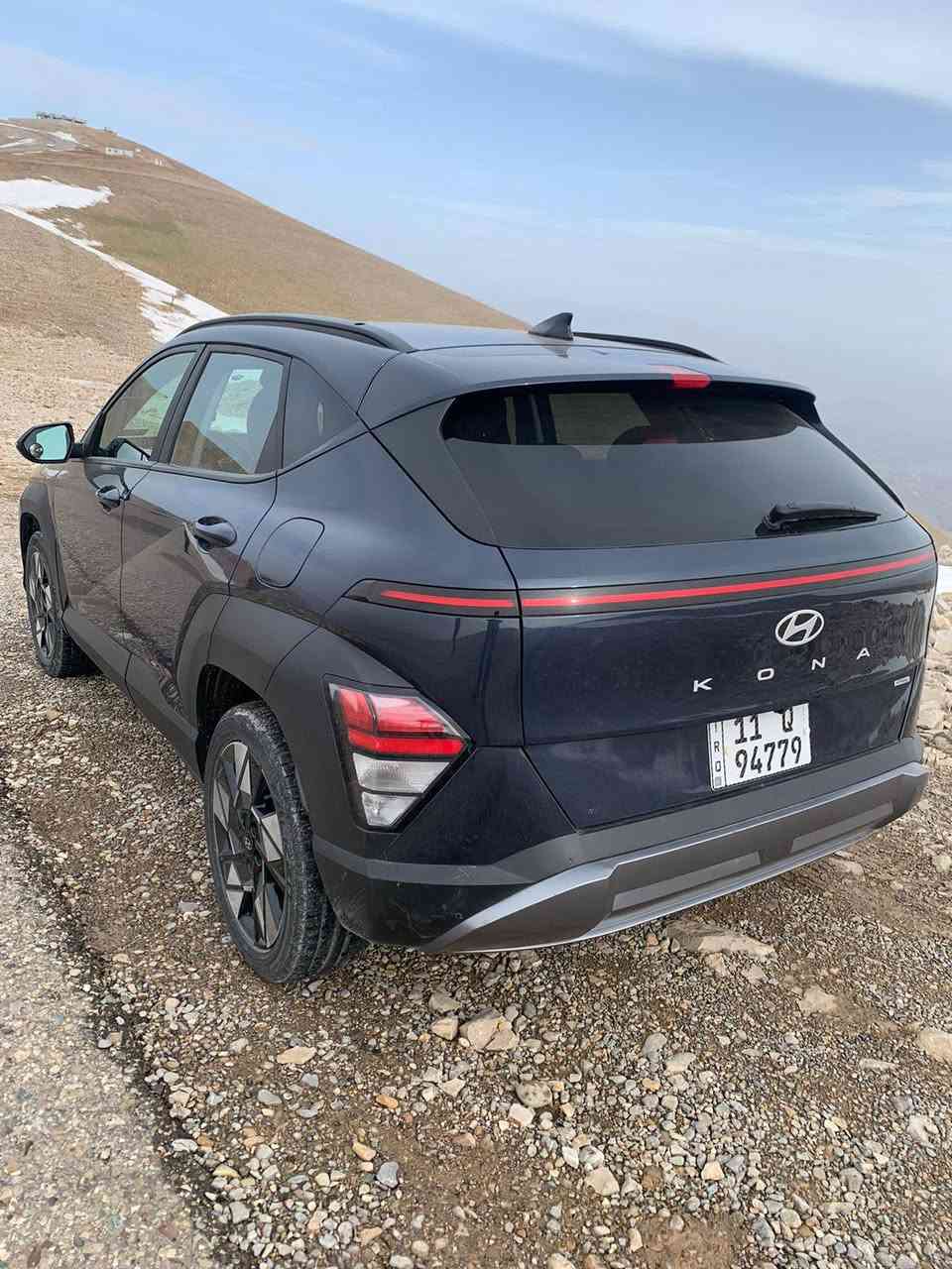 ‏السلام عليكم ورحمة الله ..
‏للبيع  هونداي كونا موديل 2024 فئة ال SEL الشكل الجديد *********** واتس اب 
‏ماشيه 24km
‏المواصفات ..
‏
‏محرك 2000 دوش 
‏
‏السيارة ماشية 15 
‏
‏دشبول ديجيتال 
‏
‏بصمة تشغيل + أبواب 
‏
‏لايتات LED 
‏
‏أشاير بالمري الجانبية 
‏
‏كامل تحكمات 
‏
‏تبريد قطعتين 
‏
‏حساس خلفي
‏
‏رادارات أمامي وجانبي ( توقف ذاتي ) 
‏
‏كررسي سايق  كهرباء 
‏
‏شاحن تايب C
‏
‏هاندبريك كهربائي
‏
‏وبقية المواصفات لفئتها ..
‏السياره فور ويل 
‏
‏تبديل بنيد او دعاميه وبارد شوي بل جاملغ الامامي 
لغد شاصي مكفول صبغ قطعه وحد فقط البنيد 
‏
‏السيارة رقم بغداد بسمي مكاني حي جهاد 
‏
‏
