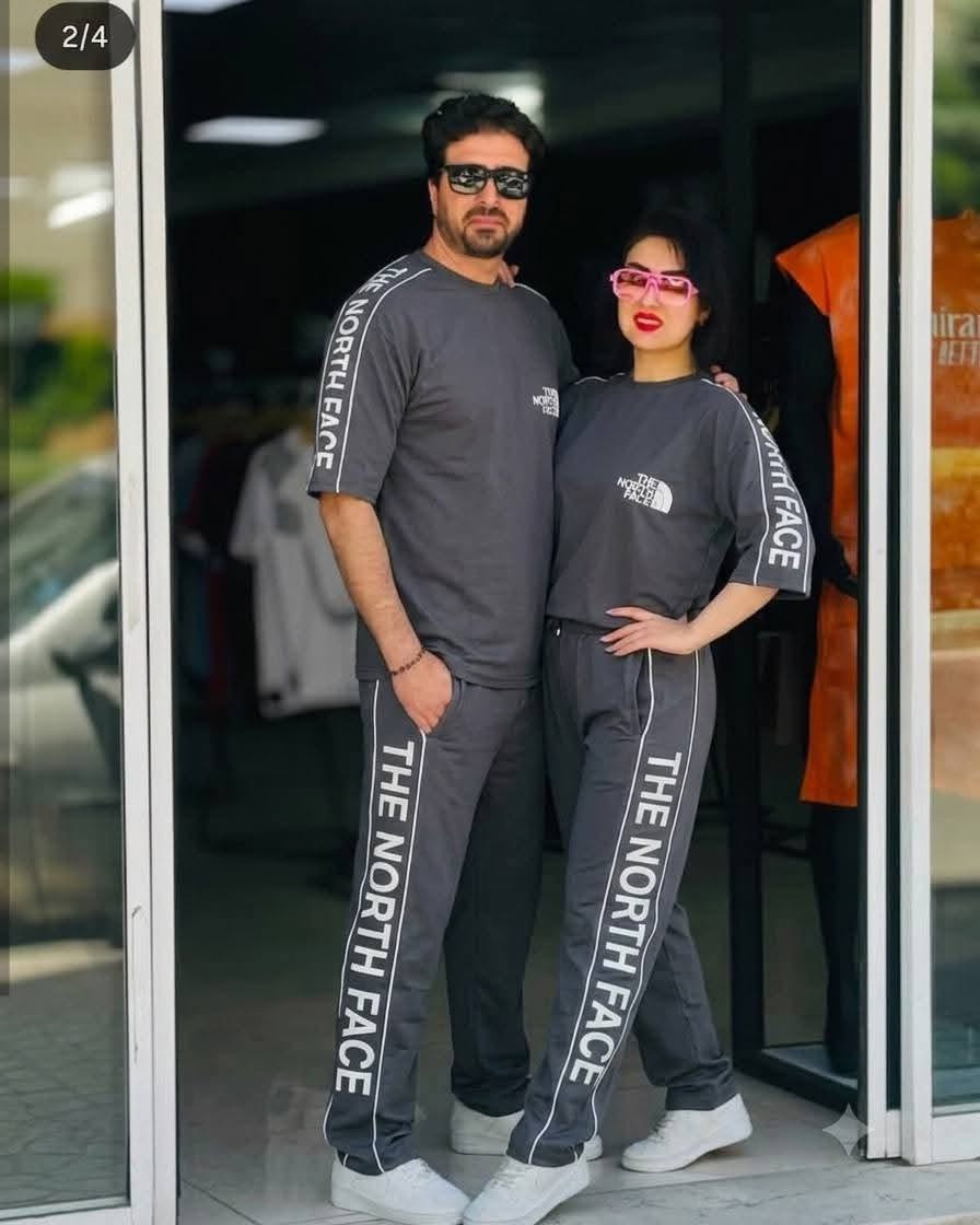 يا مساء الكوبلات  الفخمة 😎😎  
ياويلي ع الجمال 

في اجمل من هيك ☺☺

قماش قطن كومباكت  صيني نخب اول 
طبع  حراري 

قياسات 
M L XL XXL 

توصيل بشام شحن للمحافظات
حماية الكوبل  حماية قطعة 😍


**إذا كنت صاحب هذا الإعلان وتريد حذفه لأي سبب، رجاءا أرسل رسالة إلى الدعم الفني**