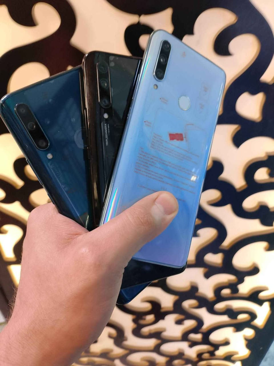 هذا اول هاتف اجه بكاميرا منبثقه من هواوي
▪️هواوي Y9 prime 2019▪️
متوفر 🔸جملة 🔸مفرد 
🔴 سعر المفرد (( 120 الف ))
كامل الملحقات
🔹الذاكرة ١٢٨ كيكا  مع رام 6 كيكا
🔹المعالج: ثماني النواة Hisilicon Kiri  تكنولوجيا 12 نانو
🔹الشاشة: 6.59 بوصة بدقة FHD+ 
يحمل كل التطبيقات والالعاب كاميرا أماميه منبثقه بدون نوتش
العنوان/ بغداد - زيونة - شارع الربيعي  - مول دريم ستي 
🚕متوفر توصيل الى جميع محافظات العراق 
اذا تاخرت بالرد اتصل أو راسل  
***********
واتساب 
*********** بغداد, العراق
