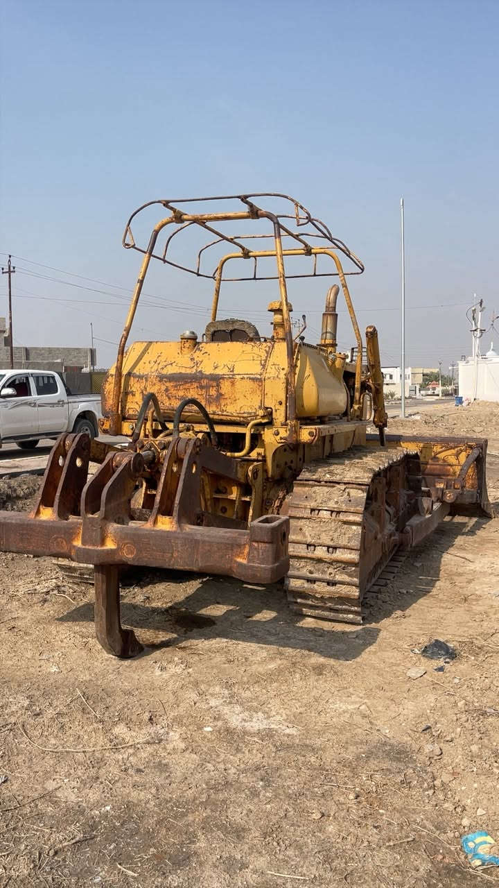 بلدوزر موديل 85 بدون رقم لبيع
***********
