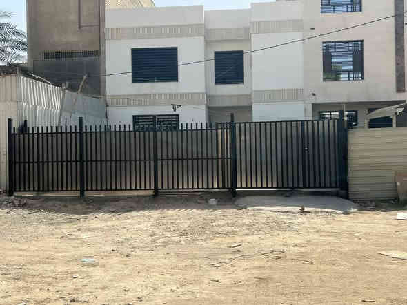 🔹 سياج خارجي تنفيذ علي الحداد 🔹
شغل متقن وجودة عالية بكل التفاصيل 💪
تصاميم حديثة وأنيقة حسب طلب الزبون 👌

📞 للتواصل والاستفسار: ***********
#حدادة #سياج_خارجي #علي_الحداد #تصاميم_حديد #شغل_مرتب
