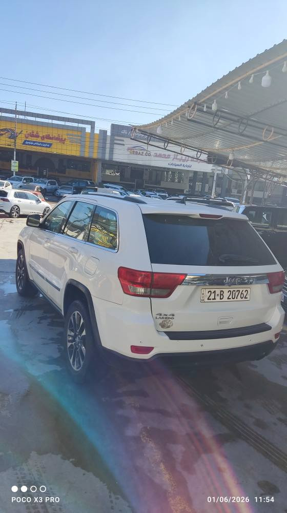 السلام علیکم    ***********📞
مکان سیارە   سليمانية 
سعر سيارة 179 وةرقة بى مجال  
جيب گراند جيروكى 2012  لون ابيض امريكى  4×4 
سنوية شغلات جديد  تحويل وكالة شرط ثانى يوم  گير و محرك بشرط مامفتوح صور صونر موجود بلمنشور السليمانية, العراق
