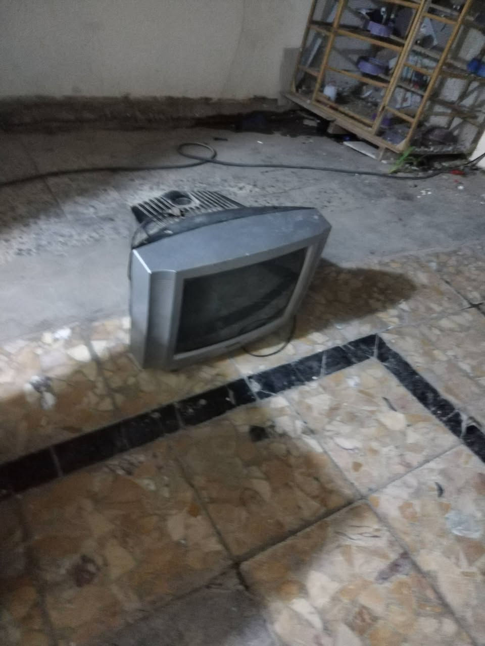 السلام عليكم غراض للبيع بلورات هوى ٣٠ َبلور اكثرهن شغالات قيم باليرضي الله


**إذا كنت صاحب هذا الإعلان وتريد حذفه لأي سبب، رجاءا أرسل رسالة إلى الدعم الفني**