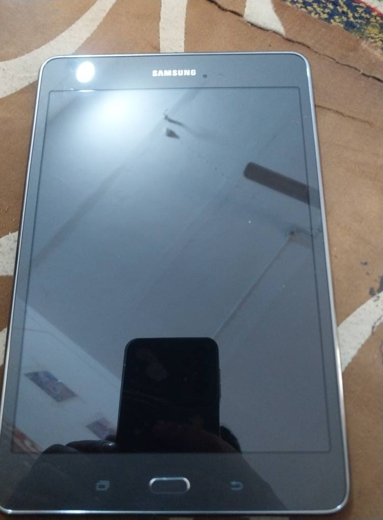 سلام عليكم يباد 
العده جهاز مراوس مقابل اراوس احبائي عندي جهاز ايباد سامسونج ذاكرته 16 الجهاز ما يحميل سيم كارد بس رام السعر توصل على رقم وتساب و تصال***********
