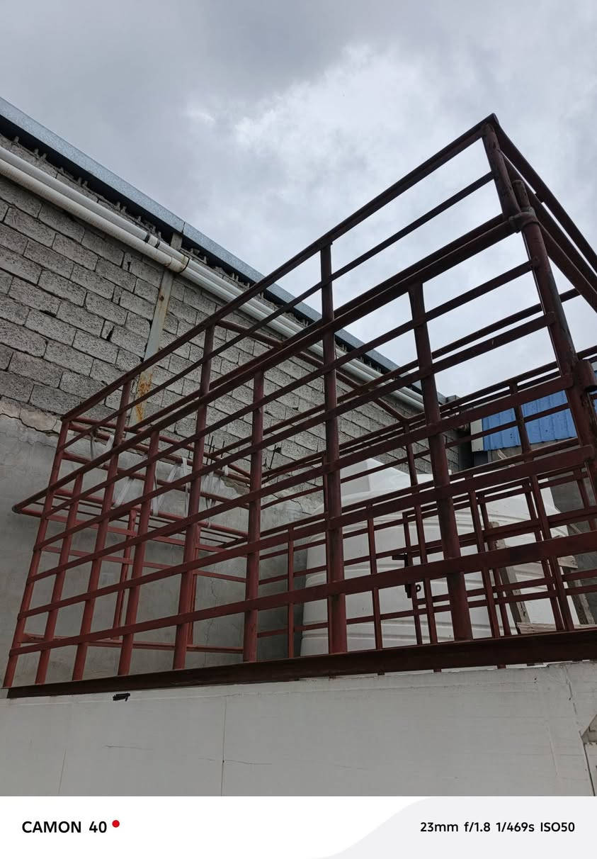 سلام عليكم محجر كيا فحل بوري شغل درجه اولى
بوكس كيا فحل يكعد على البيبان الصفح شغل درجه اولى

للبيع.  ***********
