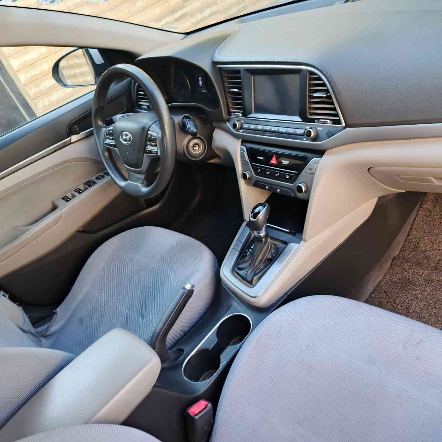 النترا 2018 كلين تايتل بيها طخه بسيطة بباب 
السايق ممصلحة موضحه بالصور
وكم رصعة بالقمارة مال حالوب

رقم اربيل أنكليزي بأسمي 
ملصق هزه جديد سنويه مجدده 2030

تحويل مباشرة ماسوي وكالة
محرك دووش كير اوتماتيك تخم تاير 
تحكم ستيرن جهتين و مثبت سرعة 
و كامره خلفية و شاشه و درايف 
مود ثلاث أنظمة قيادة ونقاط عمياء
ماشية 103000 ميل تقريبا

مكان السيارة بغداد الدورة
معاينة السيارة بعد الساعه ٤ العصر 
لارتباطي بدوام قبل هذا الوقت

ال💎ــسعـر 🟥 :: رقم (1) تلـقـائـي 📮

رقم صاحب ســـيـارة :: ***********
