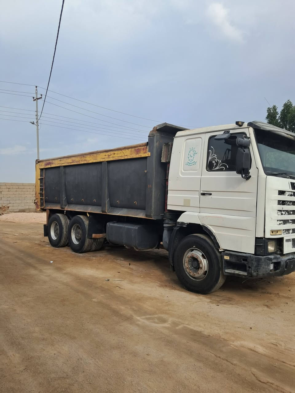 سكانيا 113 مكينه كاورين مجموعه كتر شاصي مكفول كير 4/4 رقم بصره السعر 200 وبيهه مجال ***********
