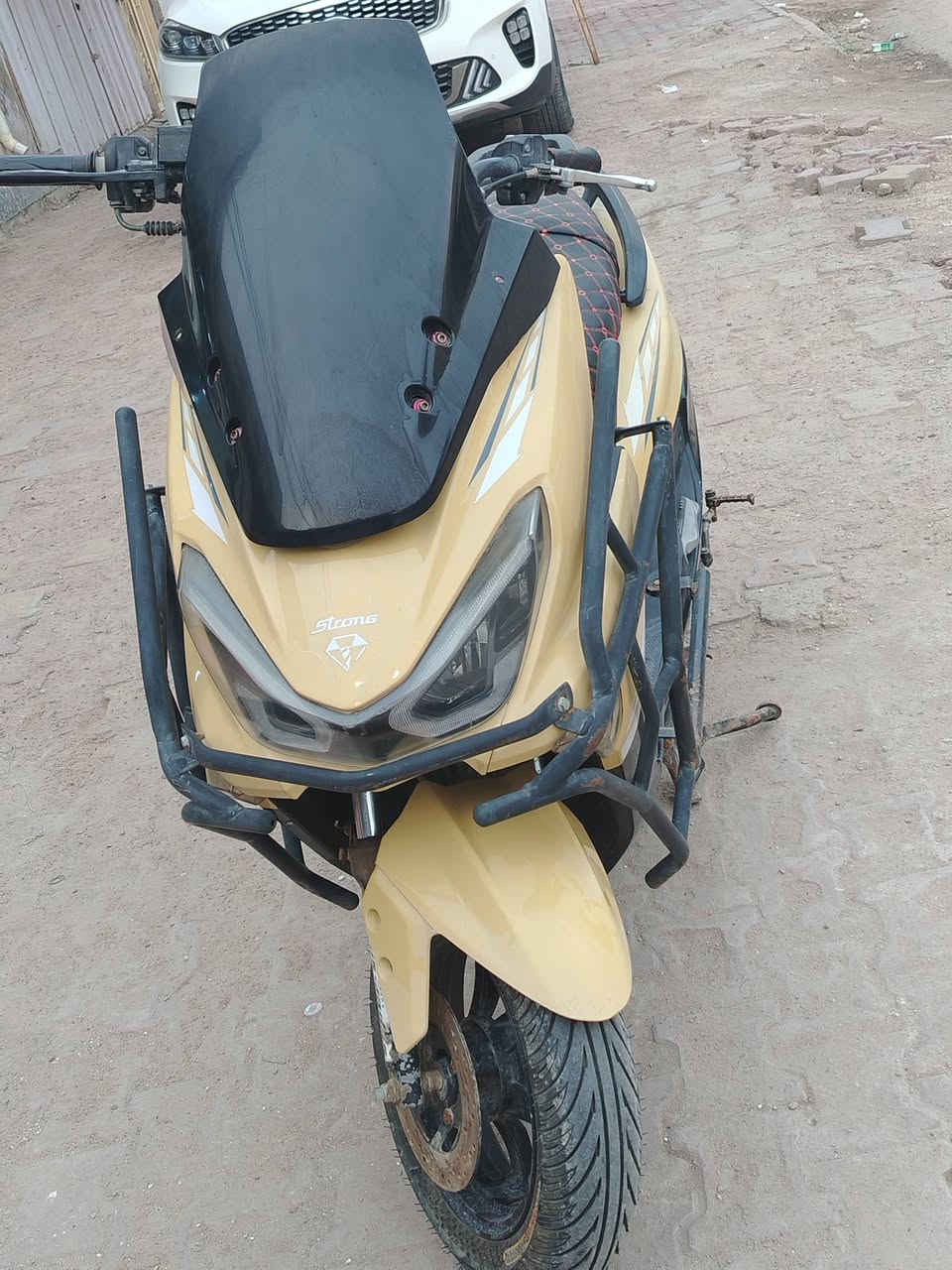 دراجة للبيع  سعرة 500.وبية مجال 
دراجة كاملة وشغالة سلف كلشي شغال بية 
السماوة  خاص مفتوح *********** رقم راعية
