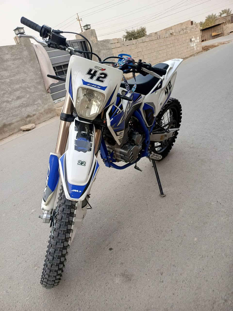 السلام عليكم دراجه قفاز البيع موديل 2025 المكينة 300ccكفالة عامة سعر 1350بيهة مجال  المكان ديالى خان بني سعد الرقم ‏‪***********‬‏
