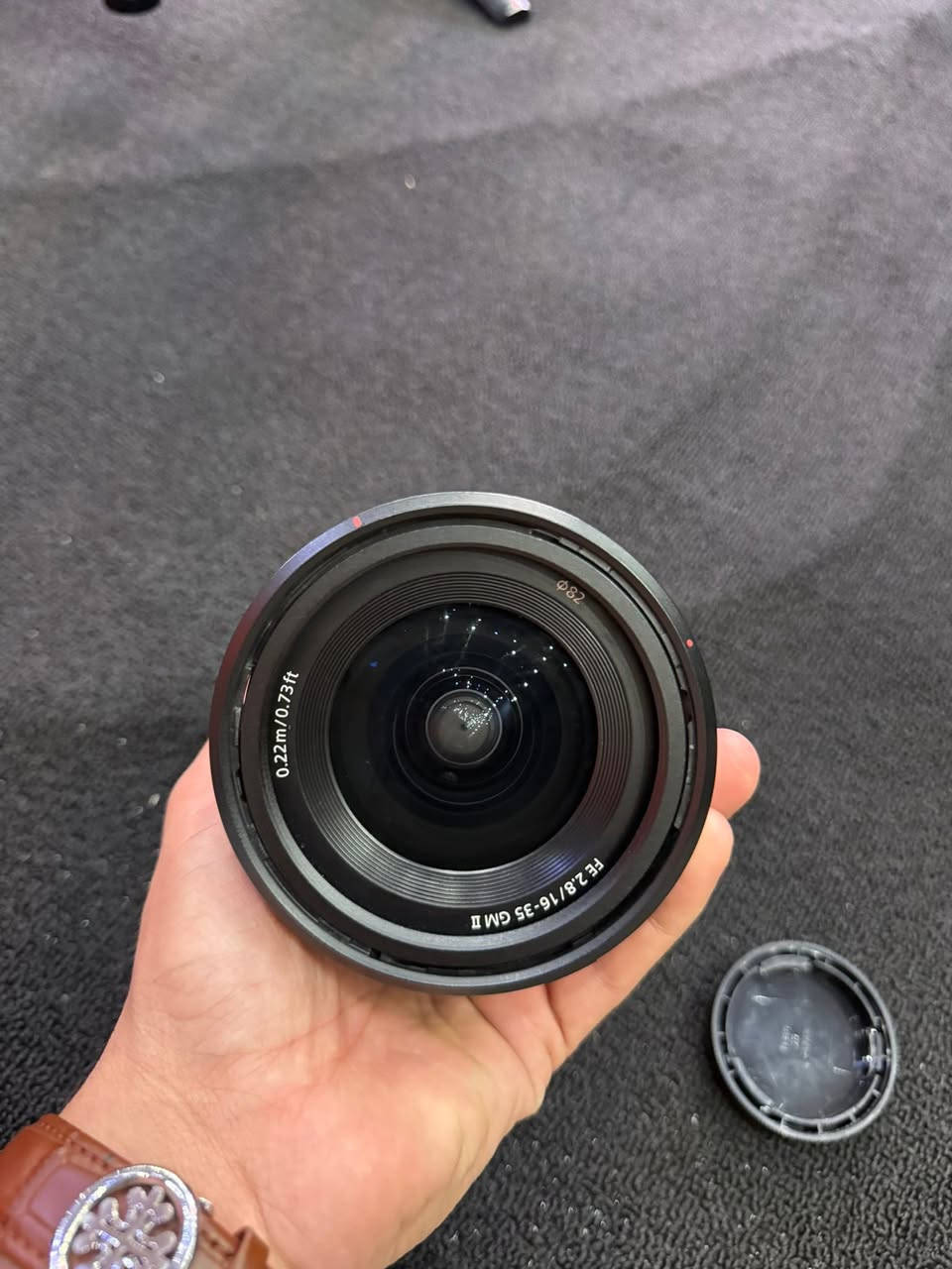 📸 للبيع | Sony FE 16-35mm F2.8 GM II
عدسة 16-35mm G Master الجيل الثاني بفتحة F2.8، بحالة جيدة جداً.

▪️ السعر: 2,500,000 دينار عراقي
▪️ بيه مجال بسيط جداً
▪️ الكارتون الأصلي موجود والجنطه 
▪️ القباق الأصلية موجودة

📍 الموقع: بغداد – الشعب
📞 ***********

للاستفسار أو المعاينة يرجى التواصل على الرقم أعلاه.
