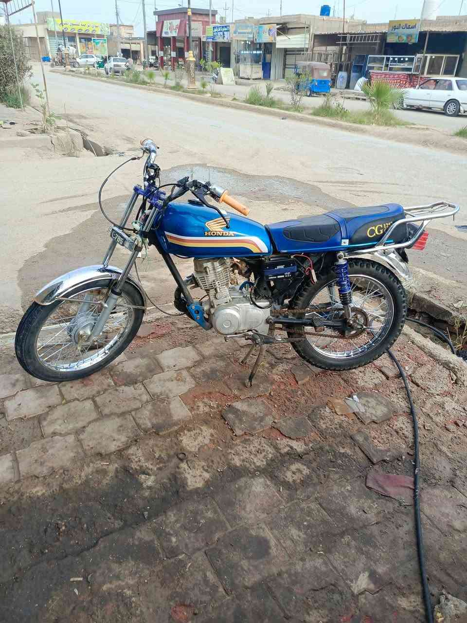 دراجه اوراق اصولي سعرها600
بيها مجال قليل ابخدمت الشراي مكاني غراف تعمير جديد
***********
