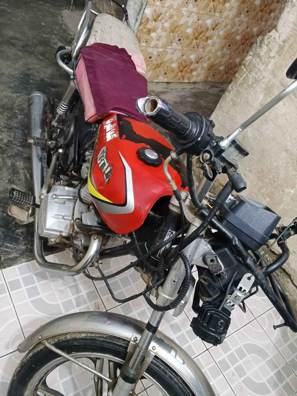 سيفان 5كير محرك فول مابي لاتبخير ولا اي صوت  ماطور فول ماعايزه شي السعر 250مكاني تكريت قريه الحمره


**إذا كنت صاحب هذا الإعلان وتريد حذفه لأي سبب، رجاءا أرسل رسالة إلى الدعم الفني**