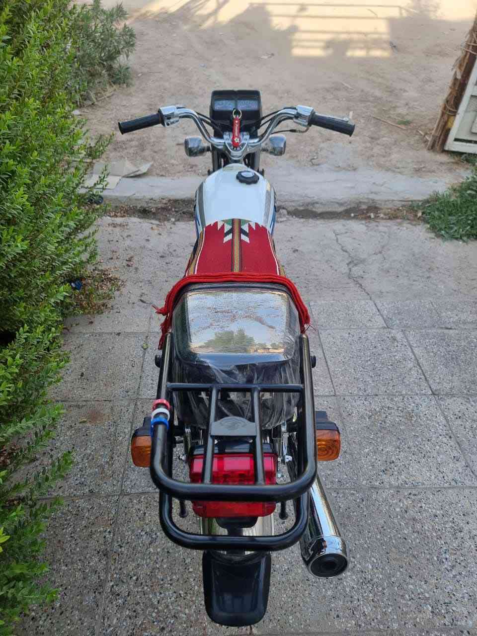 دراجه اربعة كير نامه امتياز جديده صارلها 5 تشهر طلعت من الوكيل اوراق سكنرر مكانها نجف كوفة ب(625) وبيها مجال بسيط
***********
