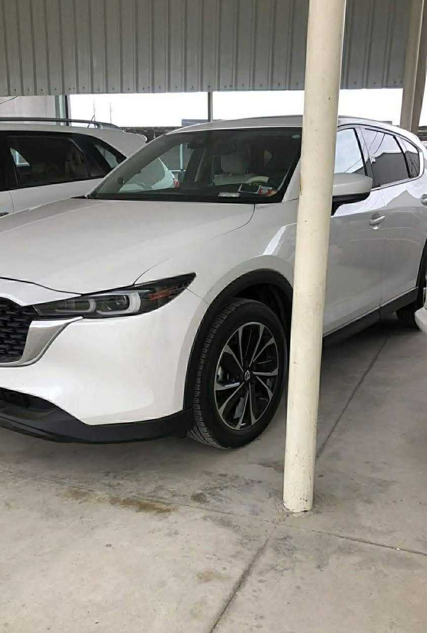 بسم الله الرحمن الرحيم 
مازدا ٢٠٢٣ ره قةم سلماني cx5 
مواسفات فوول 
ویل 20
ناوسپی 
رادار 
بصمه 
سلايد 
دةرگاي دواوة جةك
كوشن خزن 
جلدو كوشن و سكان هيتر 
جلد 
مكينه ٢.٥ بئ توربو مرخوب 
دةرگاي جةمةلةخی سەکن بوياخة ناوي نةگرتووة 
نرخي 175 مجال 
  

*********** السليمانية, العراق
