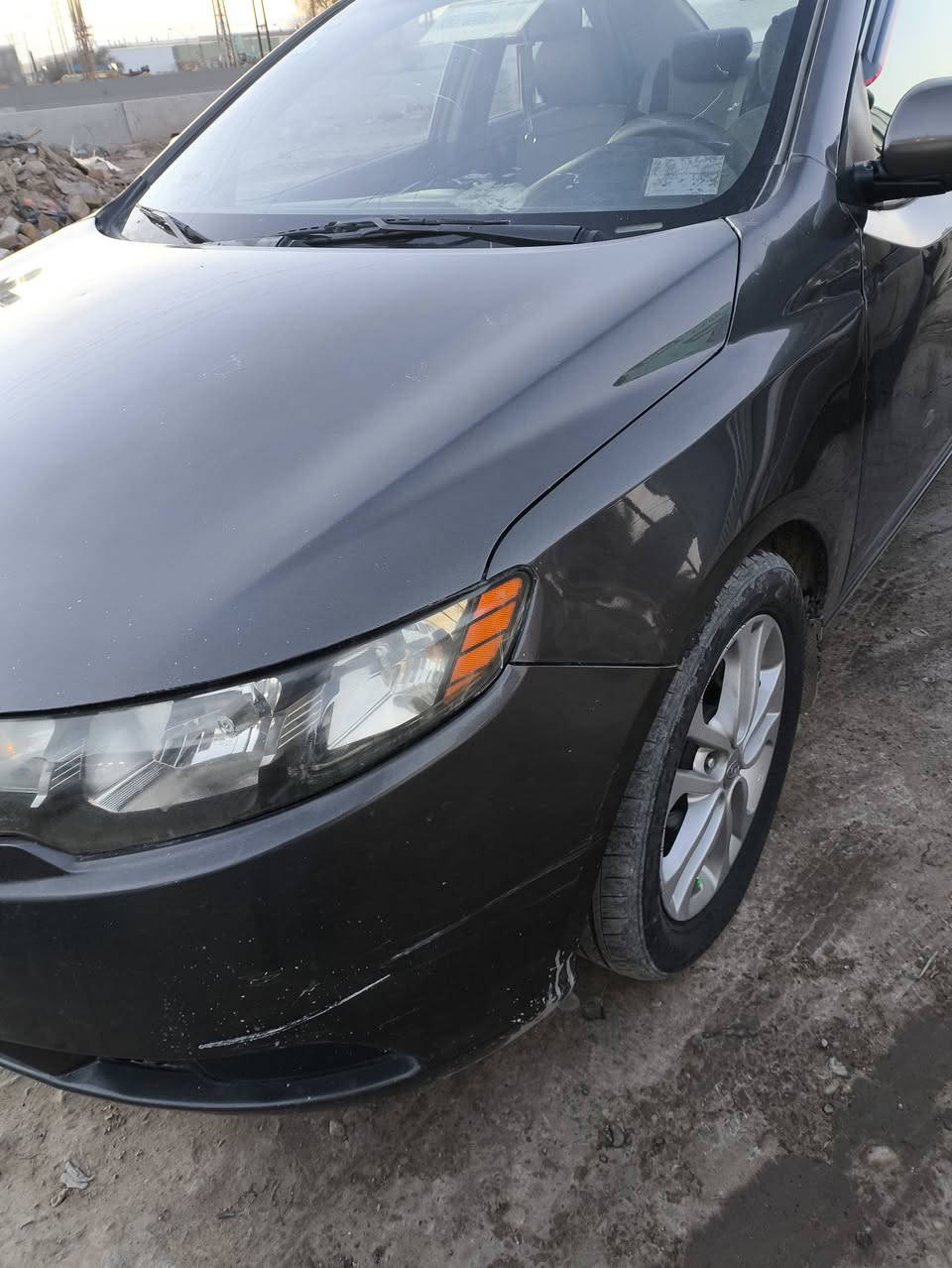 سلام عليكم 
فورتي 12 امريكي 
حادث خشم البنيد 
بدون دوخل 
او تبديل
للبيع او مراوس ترهم
محرك 2000 دوش
كير شرط 
صدر امامي خلفي جديد
تخم تاير جديد
تدفئه تبريد ثلج 
ارضيه جلد 
اشاير بالمري
تحكم ستيرن 
نضام eco
فتحه بالسقف 
تحويل باي وقت مشروع وطني 
السعر 93 $وبيها مجال للطيبين
‏‪0786 993 5009‬‏
