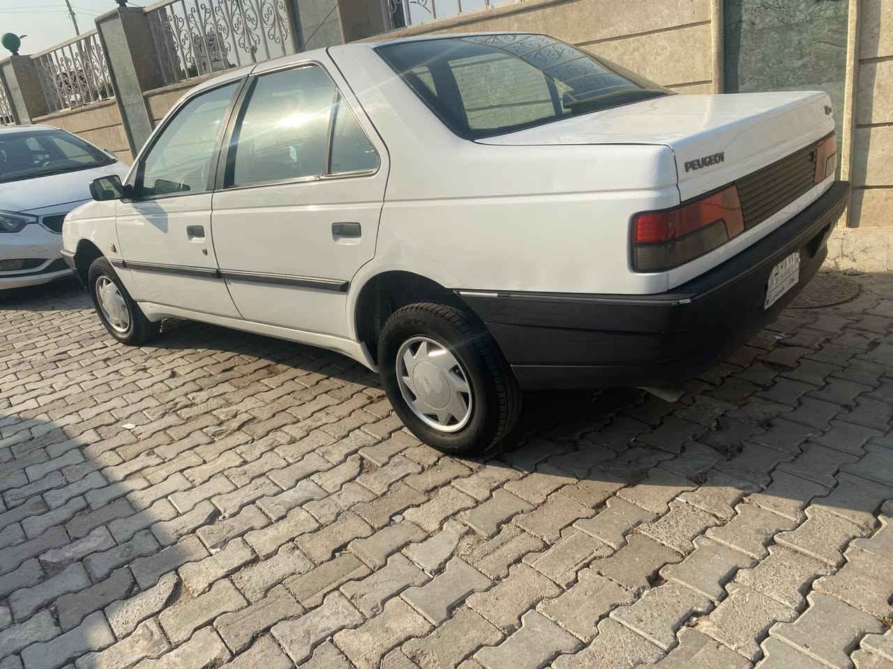 السلام عليكم بيجو مديل ٢٠٠٨
سياره على وظع شركة خير من الله كير مكينه حداديه تخم تاير تبريد صدر كل جديد على البلاد
رقم الماني تحويل ثاني يوم مشروع وطني 
عنوان حي القاهره
السعر ٤٣بيها مجال بسيط
***********
